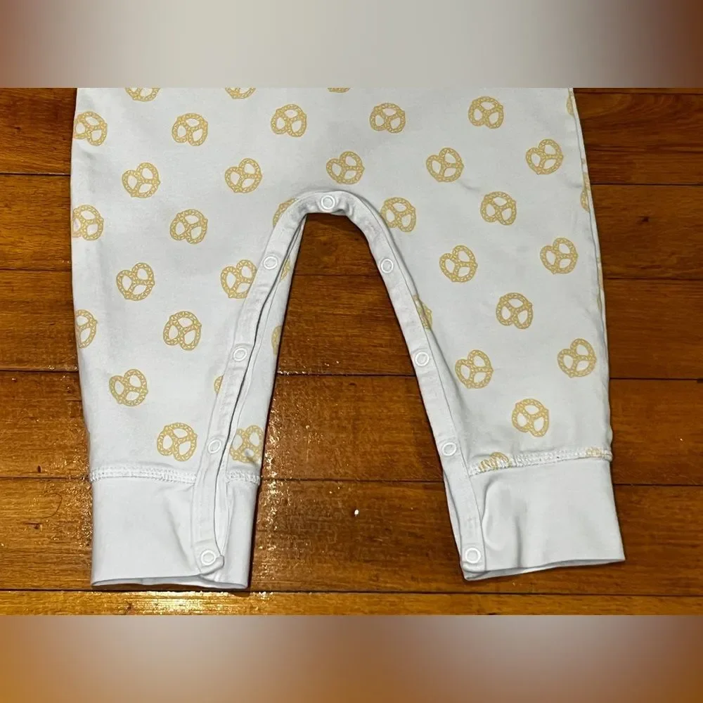 Layette Monica + Andy Pretzel Pajama Romper Size 18-24 Cream Organic Cotton